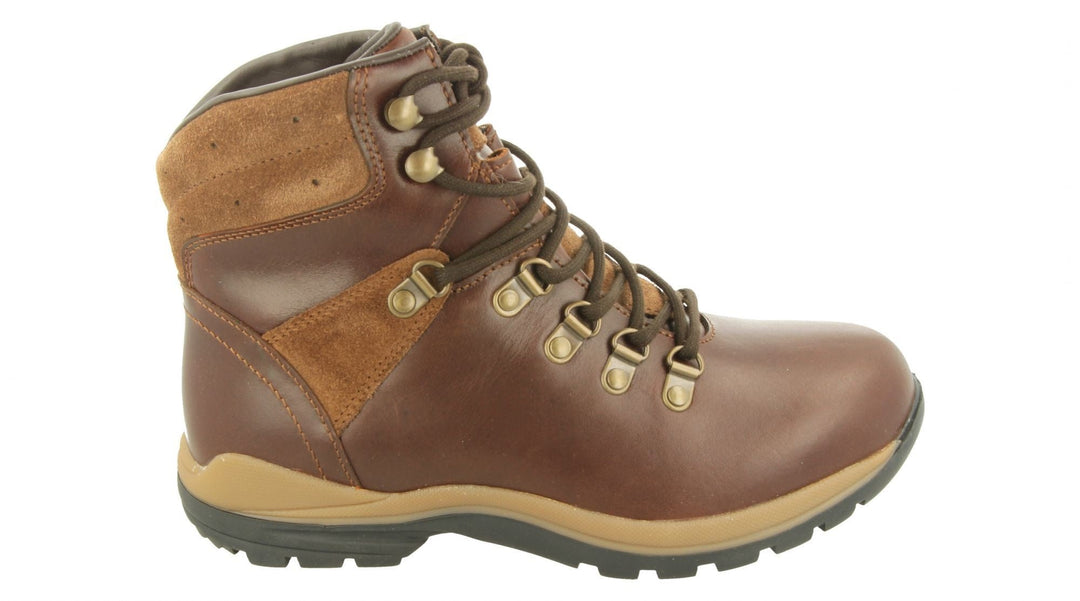 Botas de montaña DB Nebraska de ajuste ancho para mujer