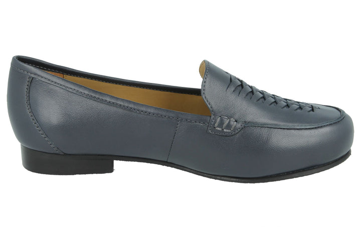 DB Bingham Extra Wide Pumps-7