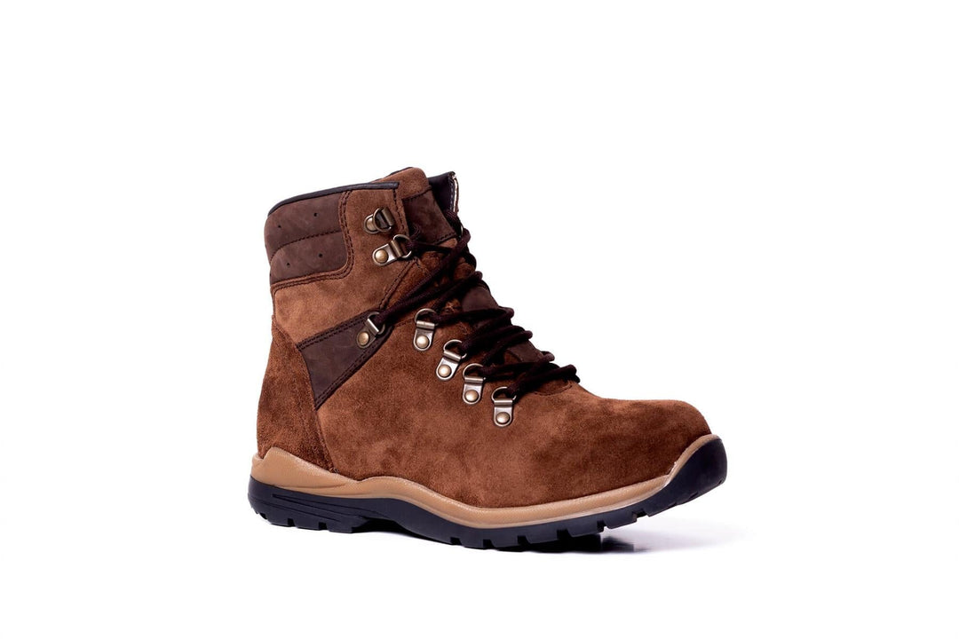 Botas de montaña DB Nebraska de ajuste ancho para mujer