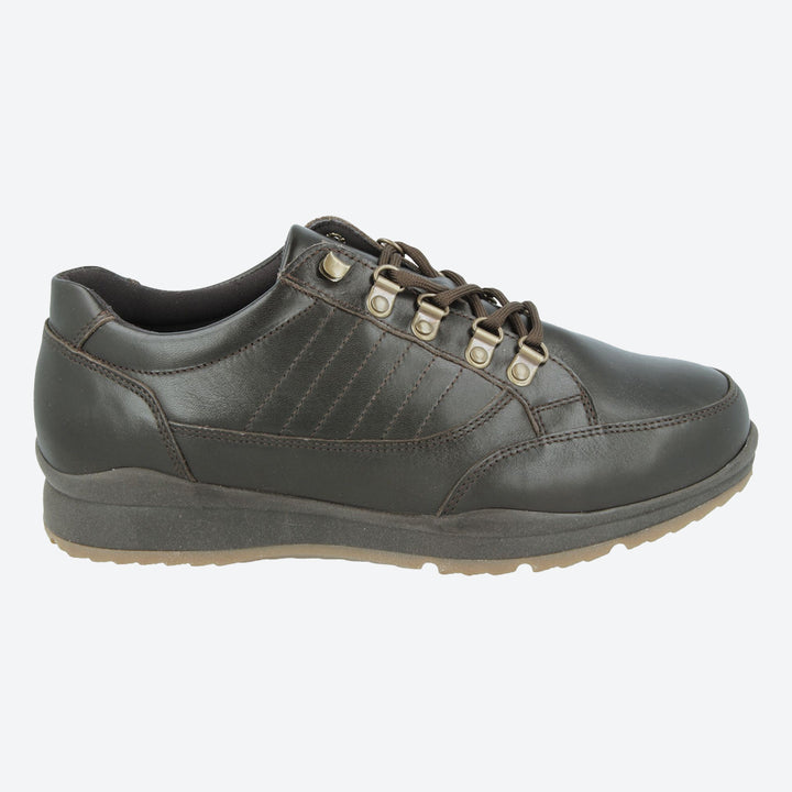 Zapatos DB Sharnbrook de ajuste ancho para hombre