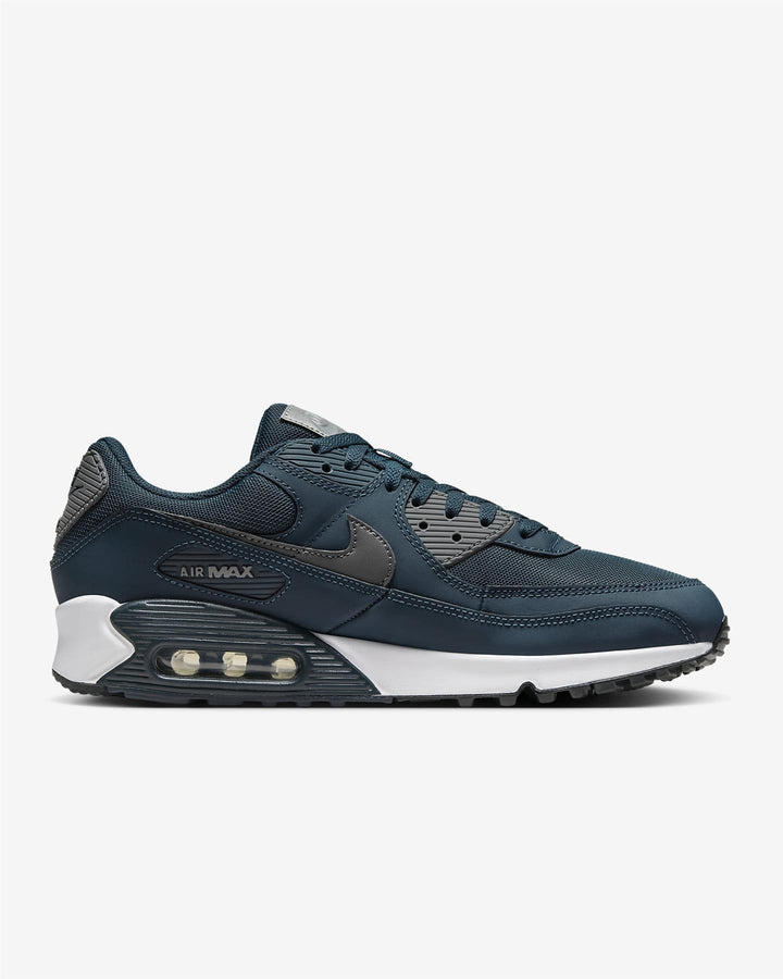 Men's Wide Fit Nike HM0625-400 Air Max 90 Trainers