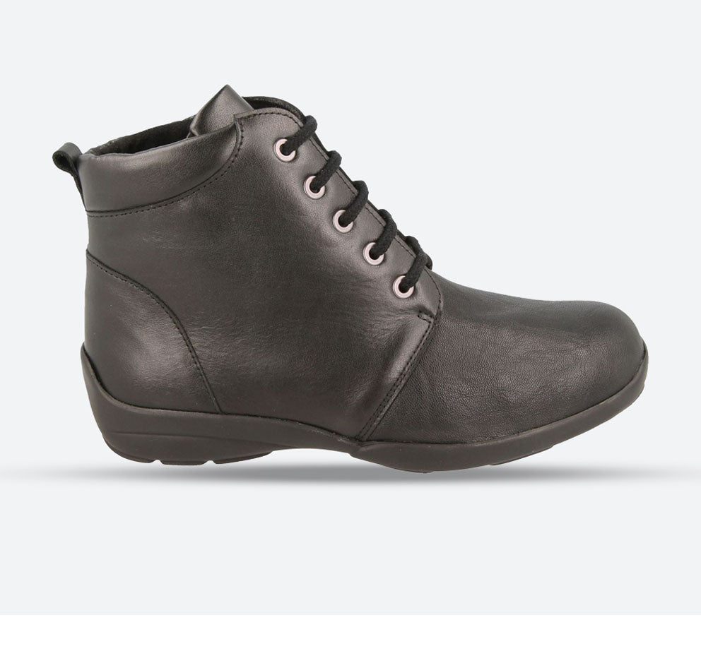 DB Santa Extra Wide Boots-main